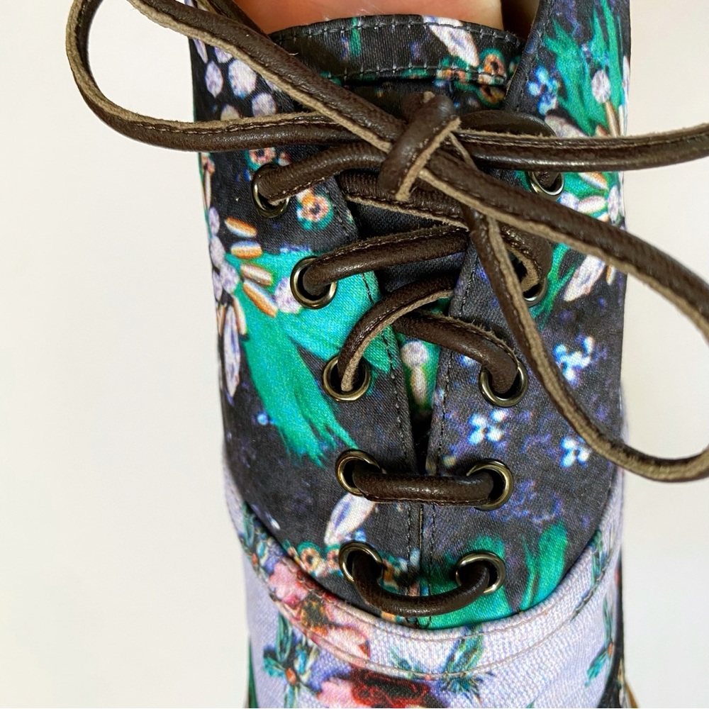 GIANVITO ROSSI MARY KATRANTZOU black green purple print lace up CAPRI heel BOOT - Picture 6 of 12